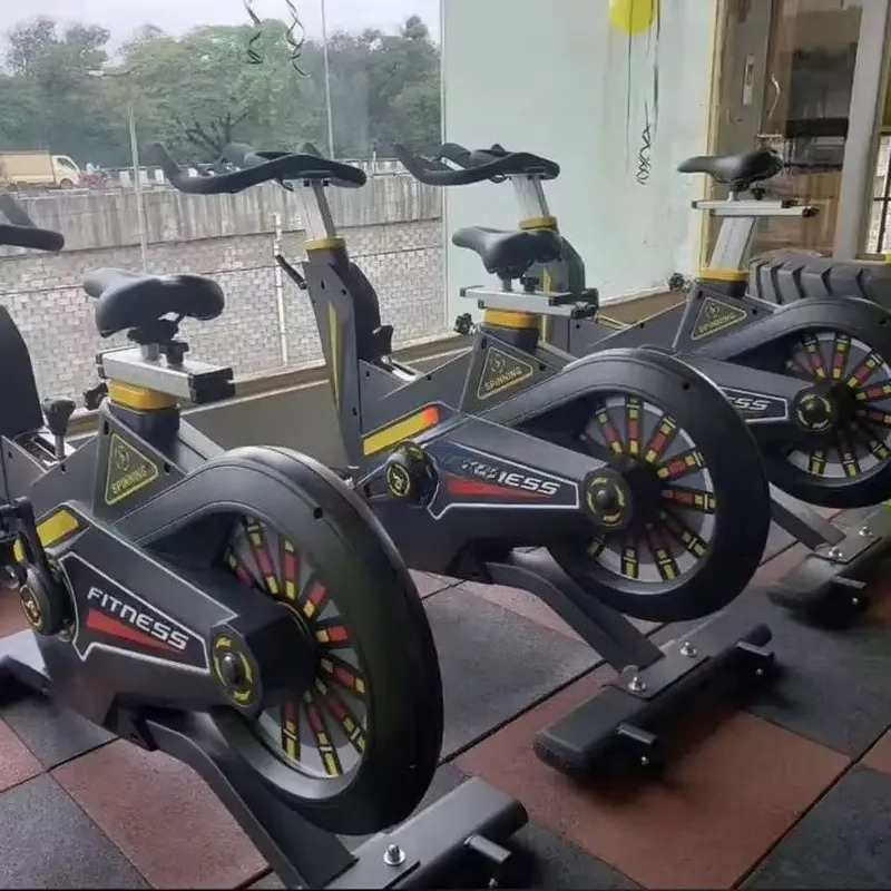 Commercial Spinning Bike Indoo - đánh giá và giá Bike Chain